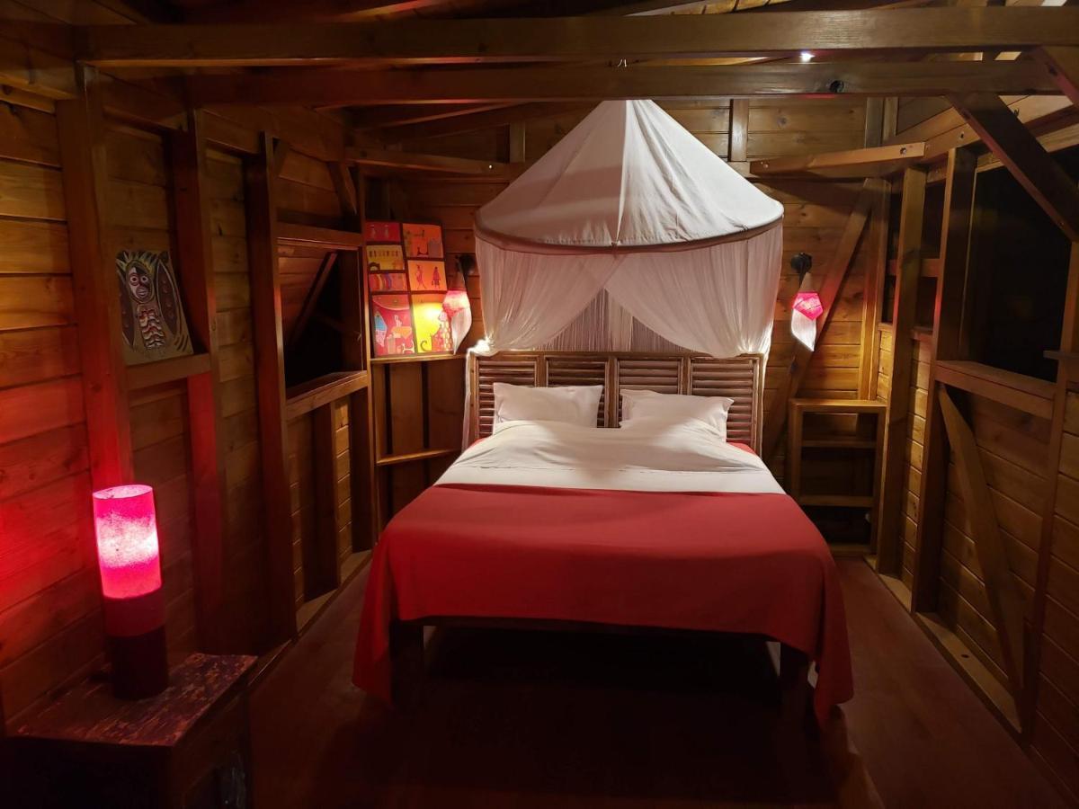 Les Bananes Vertes Ecolodges سانت-كلود المظهر الخارجي الصورة