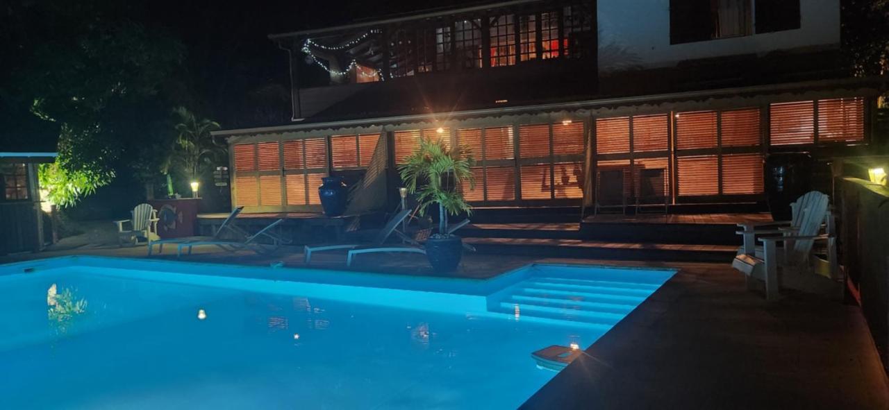 Les Bananes Vertes Ecolodges سانت-كلود المظهر الخارجي الصورة