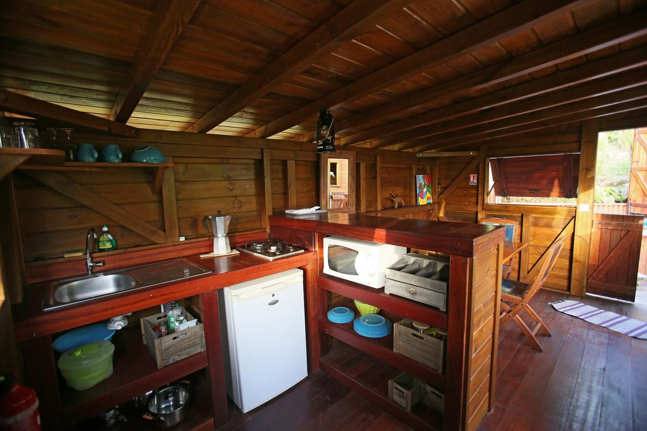 Les Bananes Vertes Ecolodges سانت-كلود المظهر الخارجي الصورة